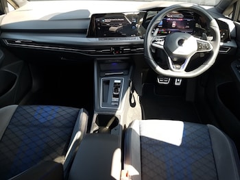 Used Volkswagen Golf 2022 for sale - 76447445: Photo