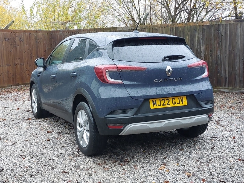 Used Renault Captur 2022 for sale - 77066188: Photo 3