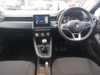 Used Renault Clio 2022 for sale - 77732118: Photo