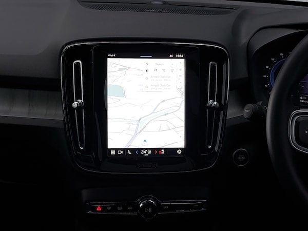 Used Volvo XC40 2024 for sale - 76347707: Photo 10