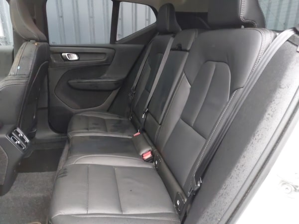 Used Volvo XC40 2024 for sale - 76347707: Photo 6
