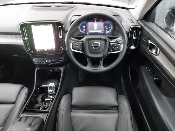 Used Volvo XC40 2024 for sale - 76347707: Photo 7