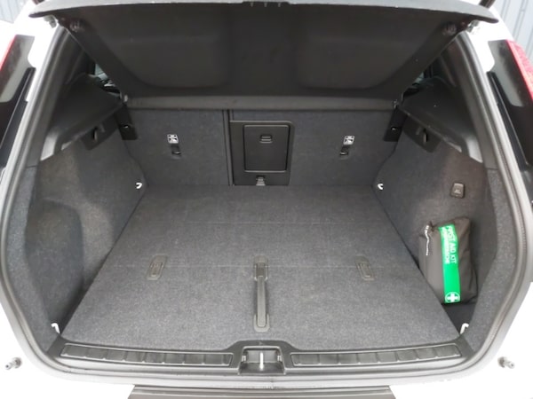 Used Volvo XC40 2024 for sale - 76347707: Photo 8