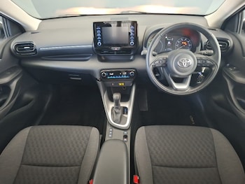 Used Toyota Yaris 2023 for sale - 79617945: Photo