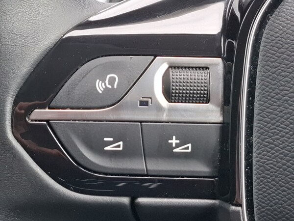 Used Peugeot 3008 2021 for sale - 76229832: Photo 12