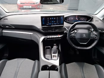 Used Peugeot 3008 2021 for sale - 76229832: Photo 2