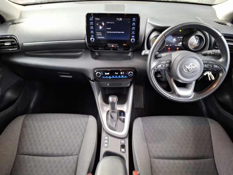 Used Toyota Yaris 2023 for sale - 77933686: Photo 2