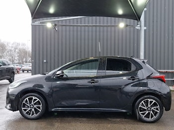 Used Toyota Yaris 2023 for sale - 77933686: Photo