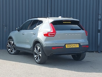 Used Volvo XC40 2025 for sale - 79278323: Photo
