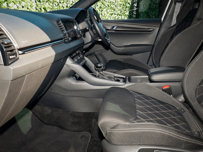 Used Skoda Karoq 2024 for sale - 77242165: Photo 2