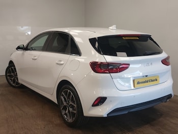 Used Kia Ceed 2023 for sale - 75663595: Photo