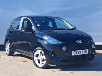 Used Hyundai i10 2023 for sale - 78616916: Photo