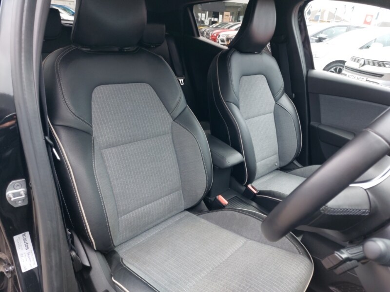 Used Renault Clio 2023 for sale - 77717462: Photo 10