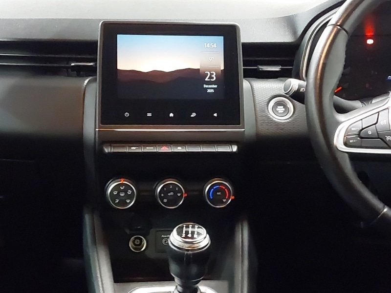 Used Renault Clio 2020 for sale - 77035470: Photo 11