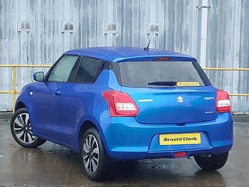 Used Suzuki Swift 2020 for sale - 77365698: Photo