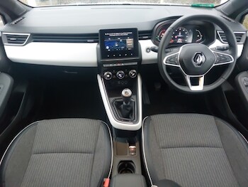 Used Renault Clio 2023 for sale - 77285187: Photo