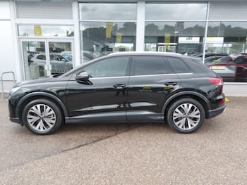 Used Audi Q4 e-tron 2024 for sale - 79844041: Photo