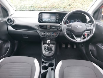 Used Hyundai i10 2021 for sale - 75605239: Photo