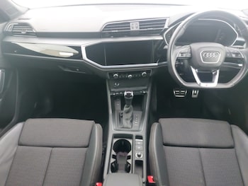 Used Audi Q3 2022 for sale - 75663394: Photo
