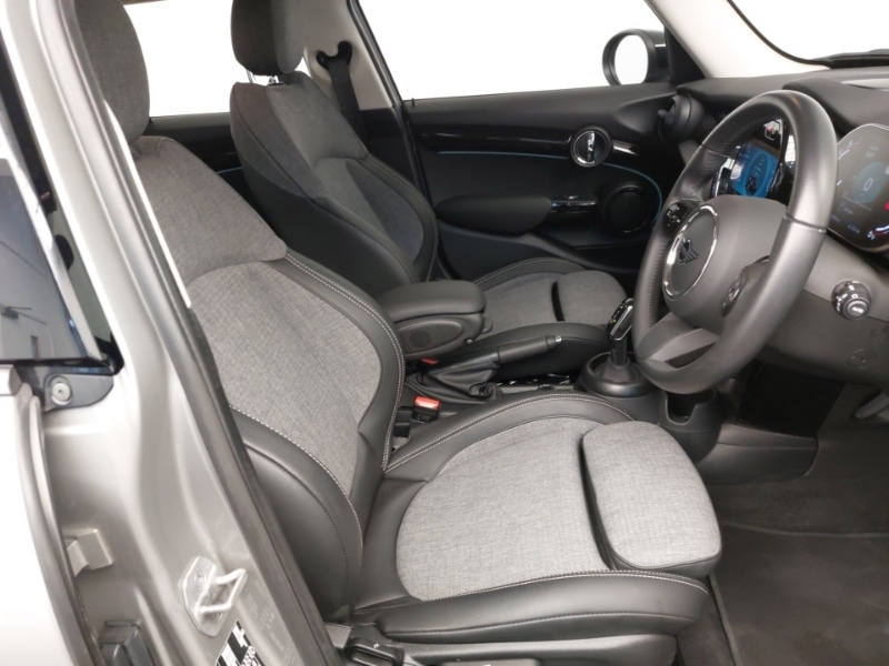 Used MINI Hatch 2023 for sale - 76419150: Photo 6