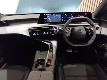 Used Peugeot 3008 2025 for sale - 75463542: Photo