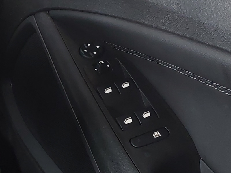 Used Vauxhall Crossland 2022 for sale - 77664684: Photo 10