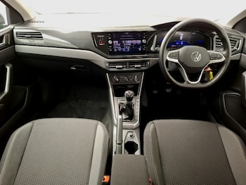 Used Volkswagen Polo 2024 for sale - 76375123: Photo