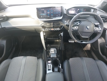 Used Peugeot 2008 2024 for sale - 78179334: Photo