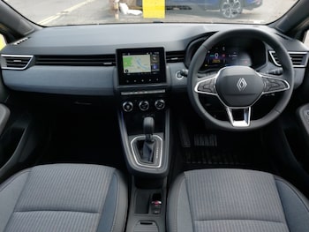 Used Renault Clio 2025 for sale - 78477740: Photo