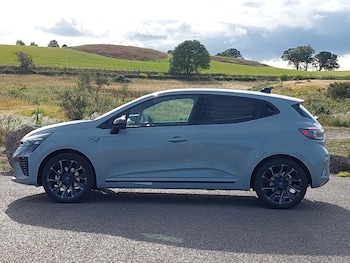 Used Renault Clio 2025 for sale - 75925951: Photo
