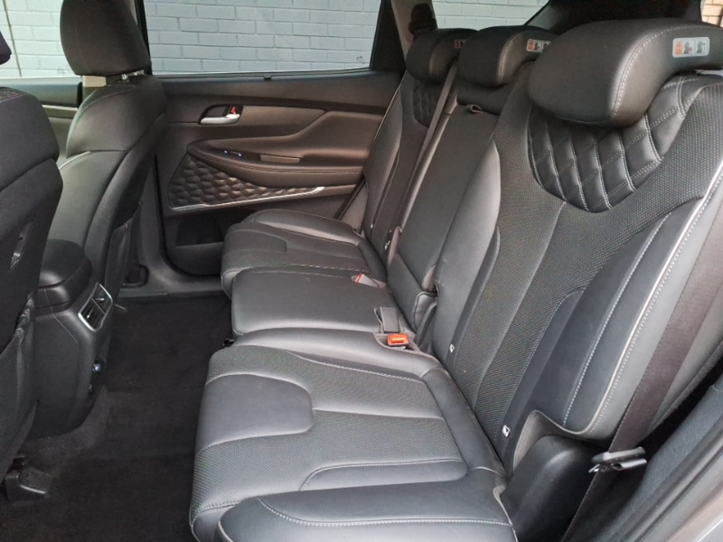 Used Hyundai Santa Fe 2023 for sale - 77800096: Photo 6