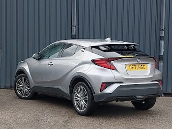 Used Toyota C-HR 2022 for sale - 77174044: Photo