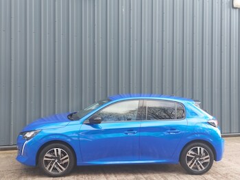 Used Peugeot 208 2022 for sale - 77256975: Photo