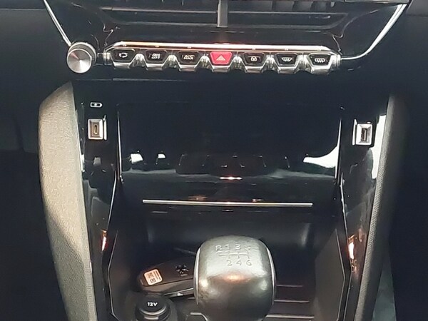 Used Peugeot 208 2022 for sale - 76293875: Photo 11