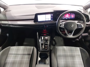 Used Volkswagen Golf 2023 for sale - 78179312: Photo