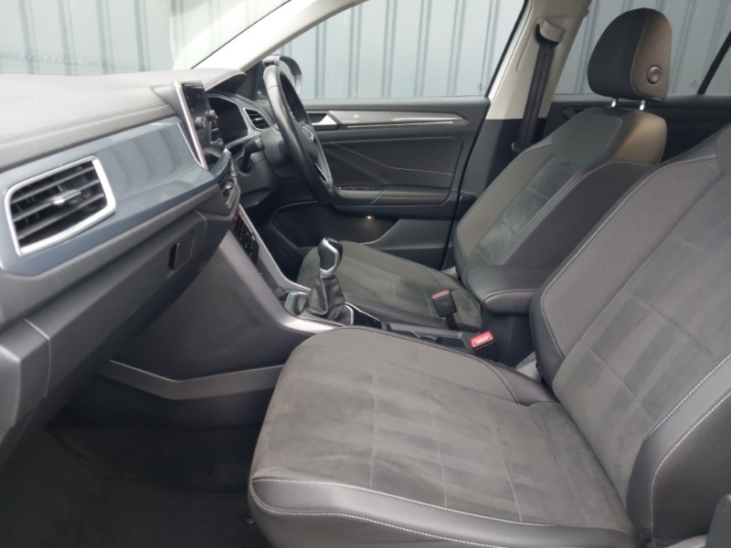 Used Volkswagen T-Roc 2023 for sale - 77214511: Photo 5