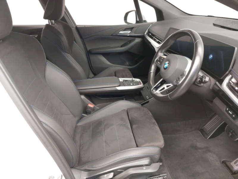 Used BMW 2 Series 2023 for sale - 76335450: Photo 6