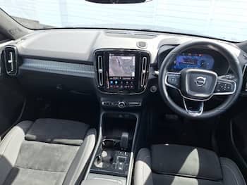 Used Volvo XC40 2024 for sale - 79718059: Photo