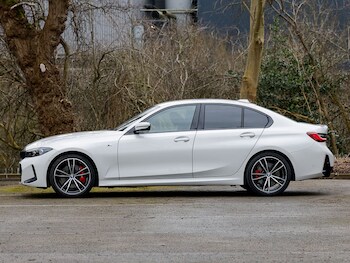 Used BMW 3 Series 2024 for sale - 77686324: Photo