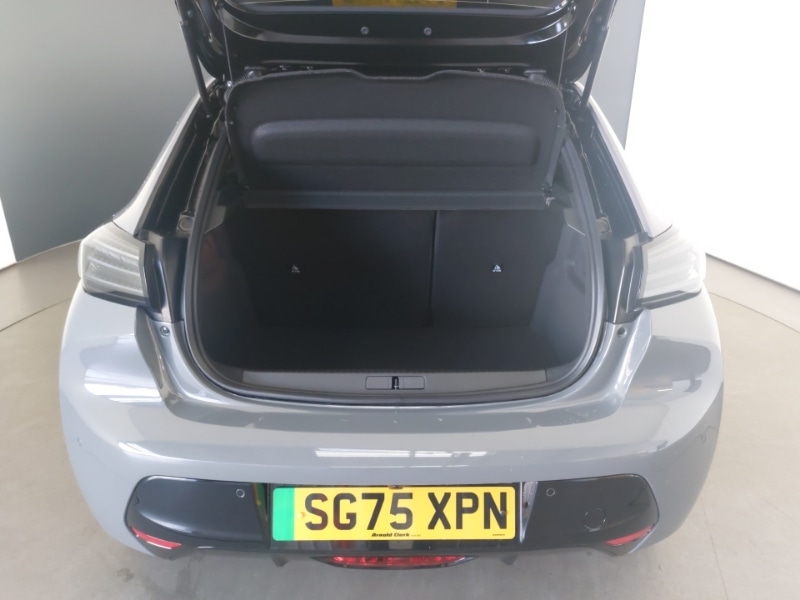 Used Peugeot 208 2025 for sale - 76390510: Photo 8