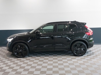 Used Volvo XC40 2024 for sale - 76951982: Photo