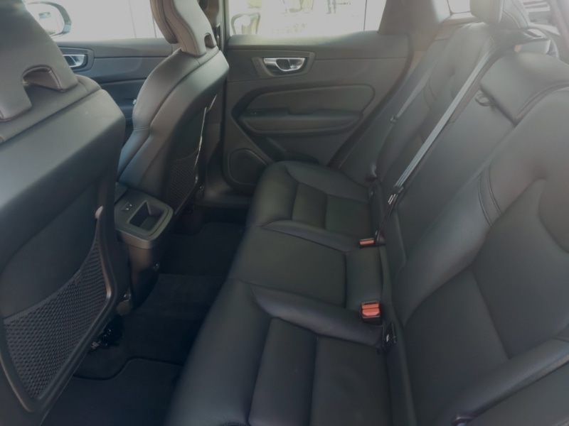 Used Volvo XC60 2022 for sale - 76532885: Photo 6