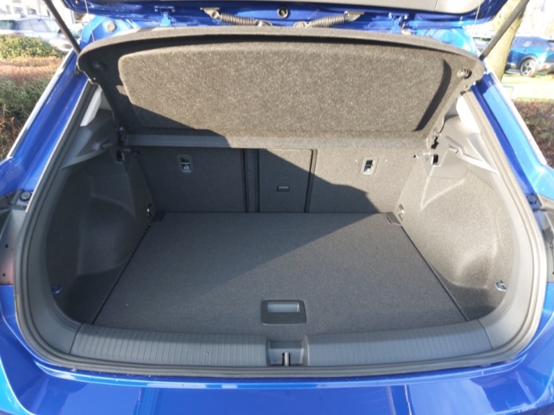 Used Volkswagen T-Roc 2025 for sale - 76849260: Photo 8