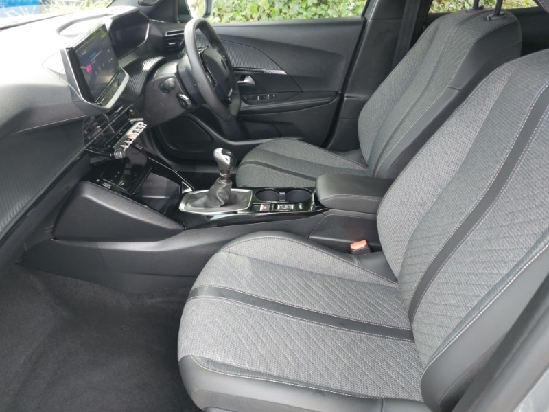 Used Peugeot 2008 2024 for sale - 76397630: Photo 5