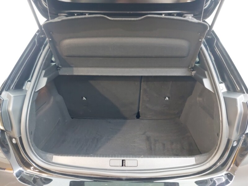 Used Peugeot 208 2023 for sale - 77062891: Photo 8