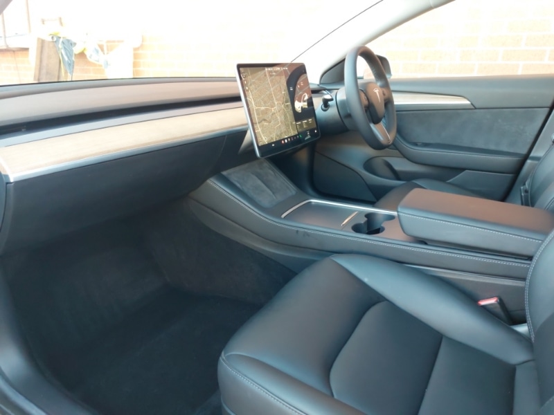 Used Tesla Model 3 2021 for sale - 76700342: Photo 5