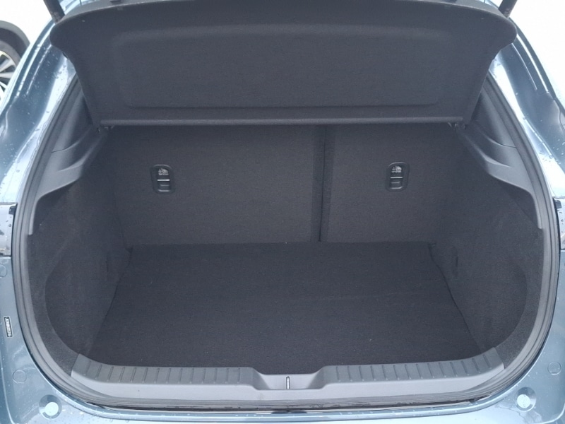 Used Mazda CX-30 2025 for sale - 77428821: Photo 8