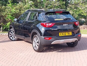 Used Kia Stonic 2022 for sale - 78428808: Photo