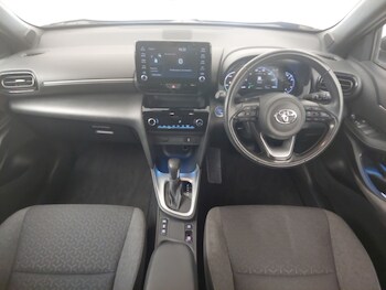 Used Toyota Yaris Cross 2022 for sale - 77290271: Photo