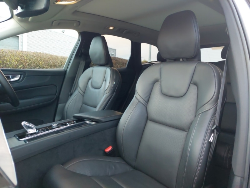 Used Volvo XC60 2025 for sale - 76880560: Photo 5